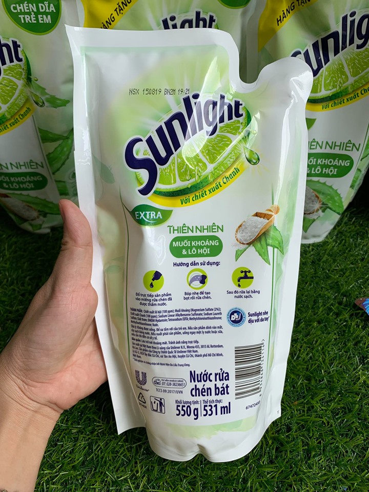 Nước rửa chén Sunlight 550g