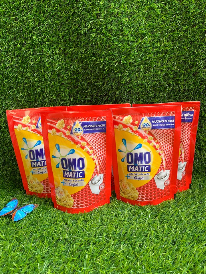 Nước giặt OMO MATIC