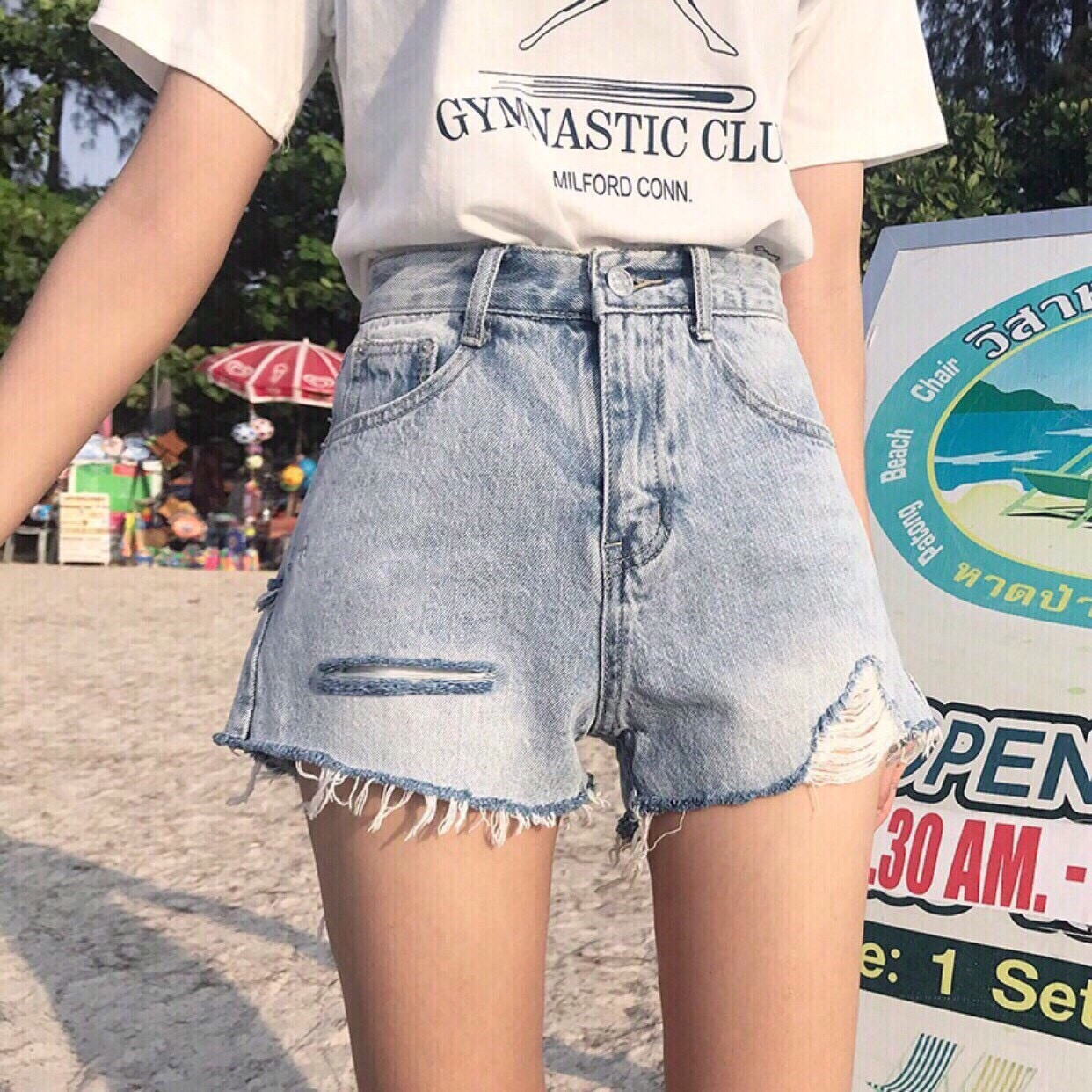 Quần đùi jeans