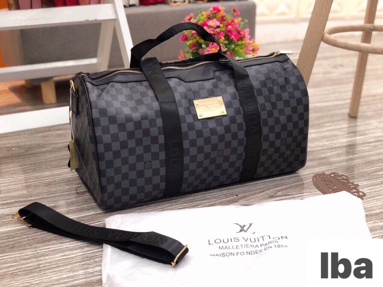 TÚI XÁCH DI LỊCH LOUIS VUITTON