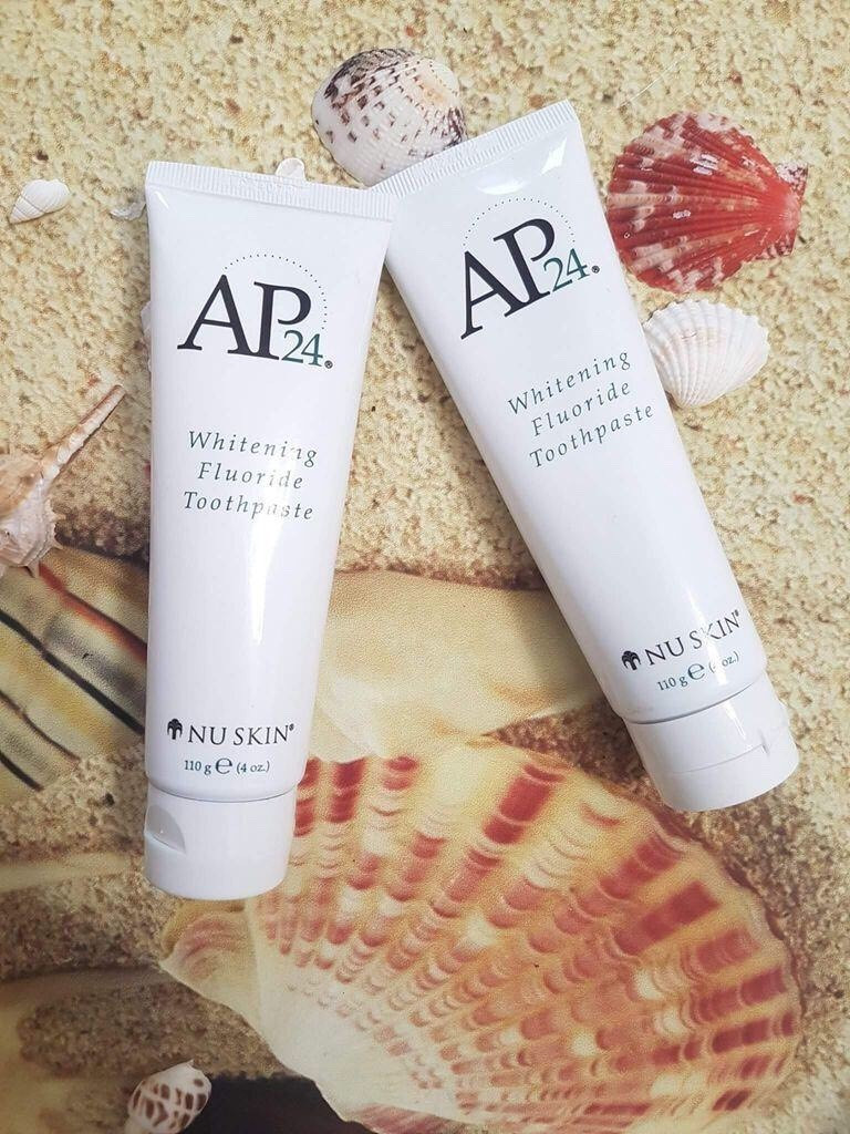 Kem đánh trắng răng NUSKIN AP24 – Whitening Fluoride Toothpaste Giá 170k