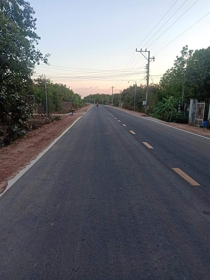 Bns đất Tân Khai giá 650tr dt 6.5 x 77 x 100tc