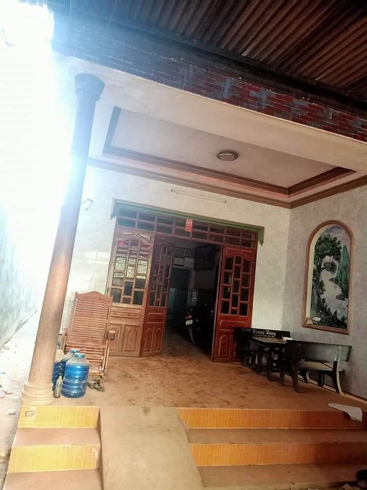 Ban đất  Minh Hưng giá 2ty dt 6x60tc100