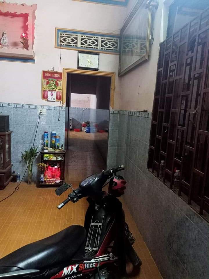 Ban đất  Minh Hưng giá 2ty dt 6x60tc100