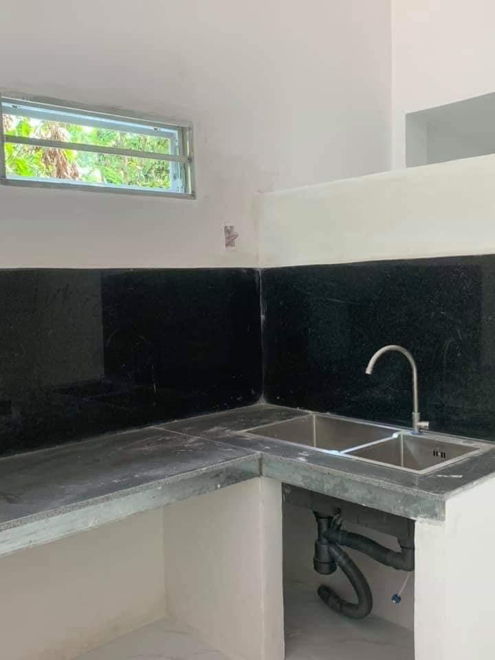 Bán nhà mới xây dt 5x18x50tc
