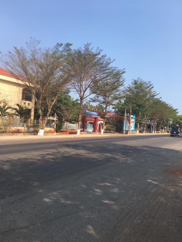 Bán đất Bình Long giá 430tr dt 6*88*100tc
