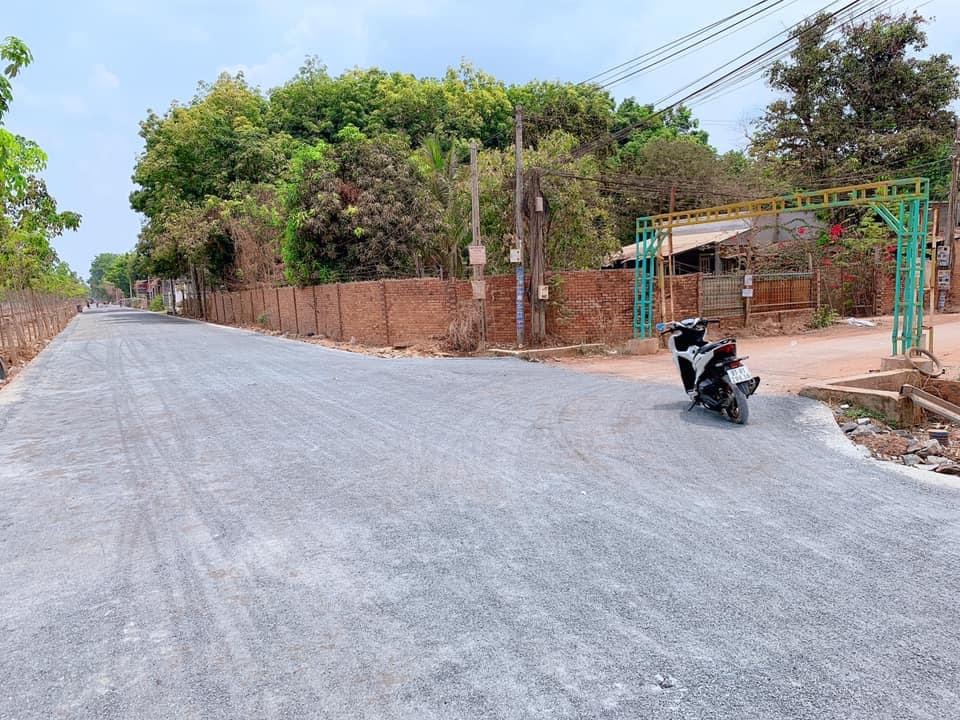 Bán. Đất Minh Hưng giá 3ty050 dt 41×10