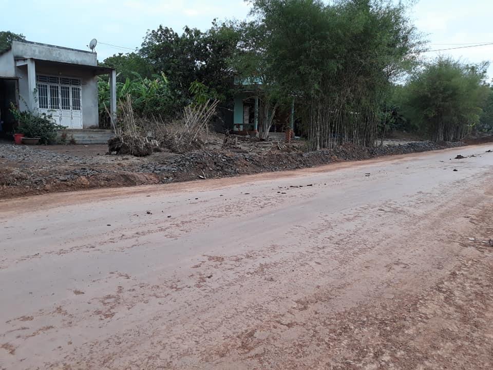 Chỉ kẹt tiền cần bán gấp lô đất đường liên xã Lộc Điền Lộc Thuận đất mt đang lên nhựa