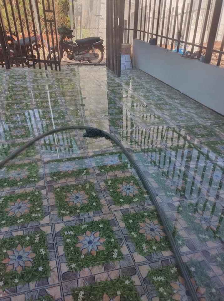 Bán nhà mới 100% dt 5x21x100tc cách ql 13 30m