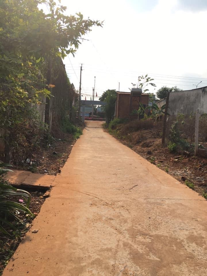 Bán đất Bình Long giá 450tr dt 41×5 cách nhựa kim chi 30m