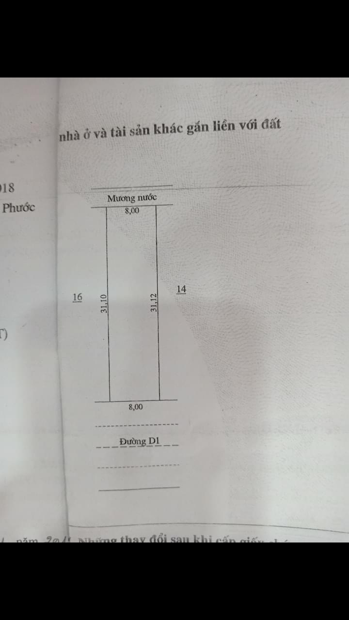 Bán 8×31. Tc hết đất. Sau lưng uỷ ban tt lộc ninh giá 910tr