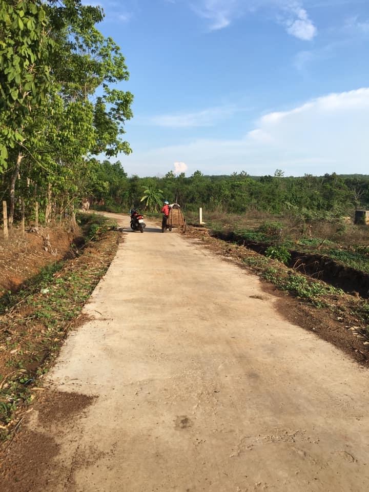 Bán đất Bình Long cách Nguyễn Huệ 100m cách chợ bình Long 500m giá chỉ 760tr dt 4×48
