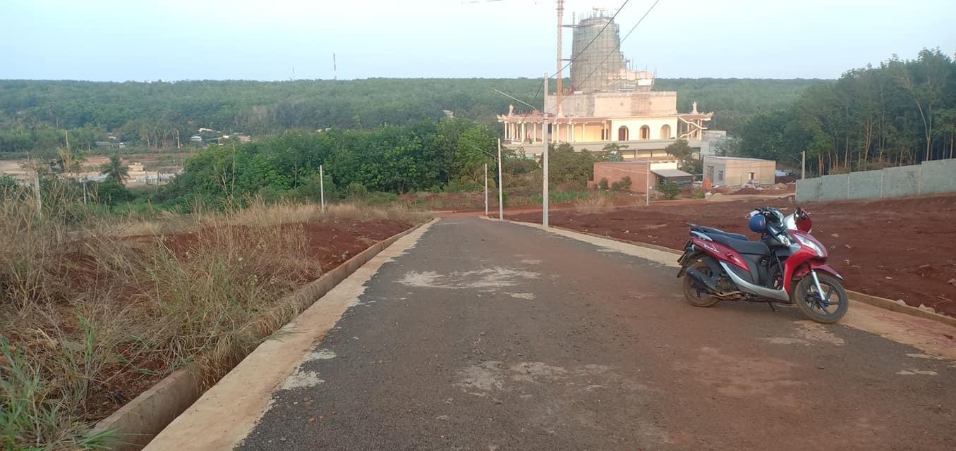 Bán 2lô liền kề gần chùa Phật Quoc Vạn Thành