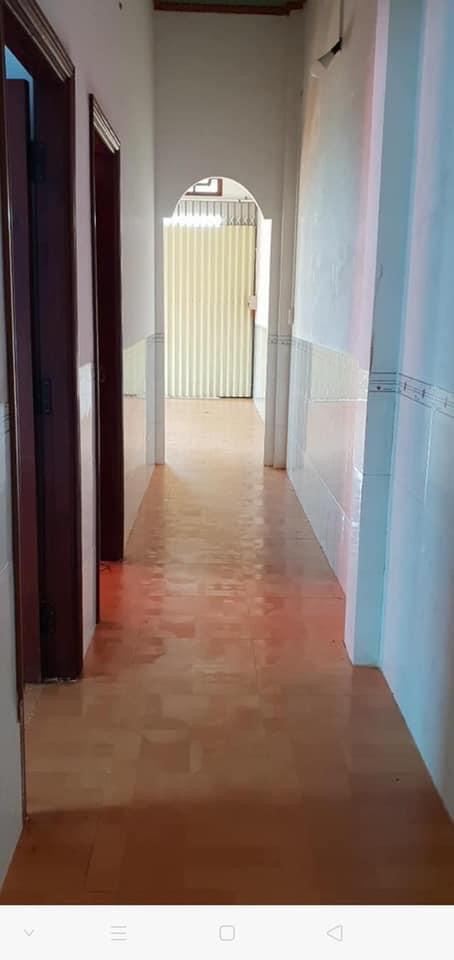 Cách ql13 100m mt đường bê tông nhà nước HLLG 9m bán căn nhà và đất dt 10x30x200tc