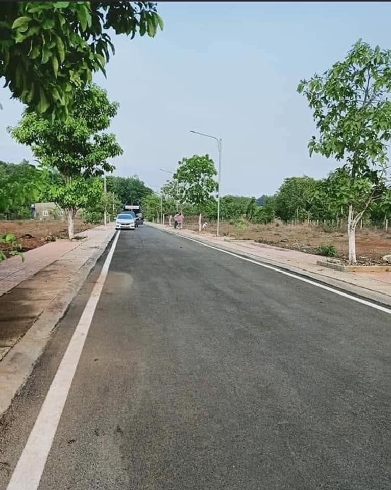 Bán đất bình Long ngày phúc Tuyên Khang giá 400tr dt 5×25 50tc