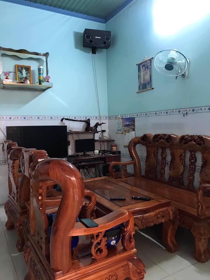 Bán đất bình Long ngày trung tâm giá 900tr dt 5×18