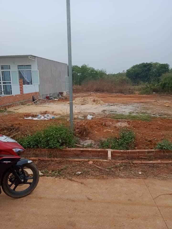 Bán đất bình Long khu vực bình Tây giá 350tr dt. 6×25