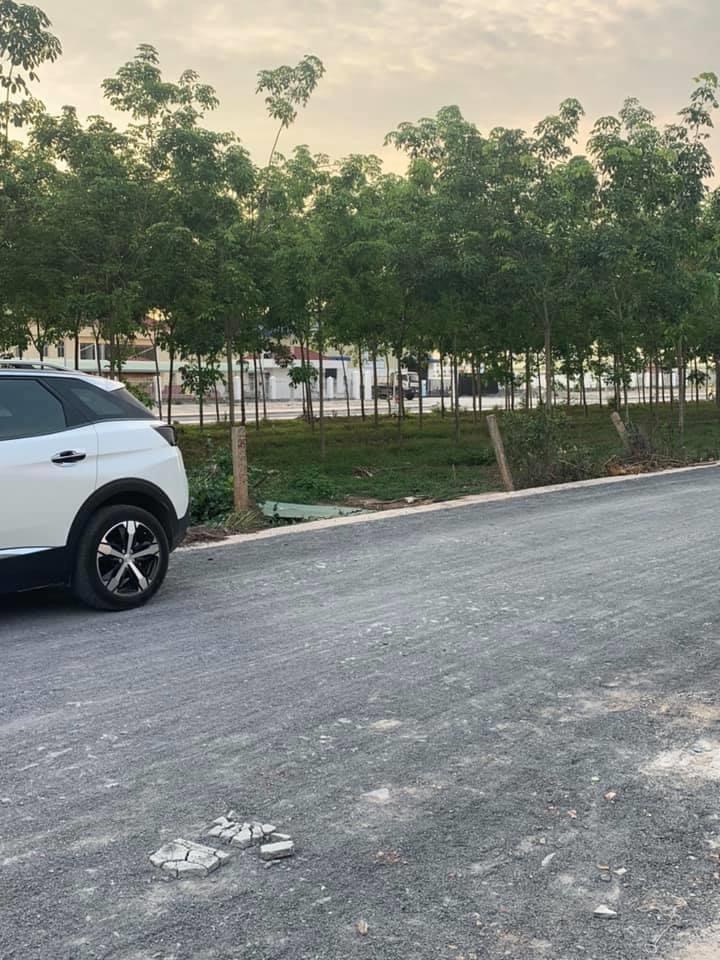 Bán đất ấp 2 Minh Hưng giá 300tr dt 10×36