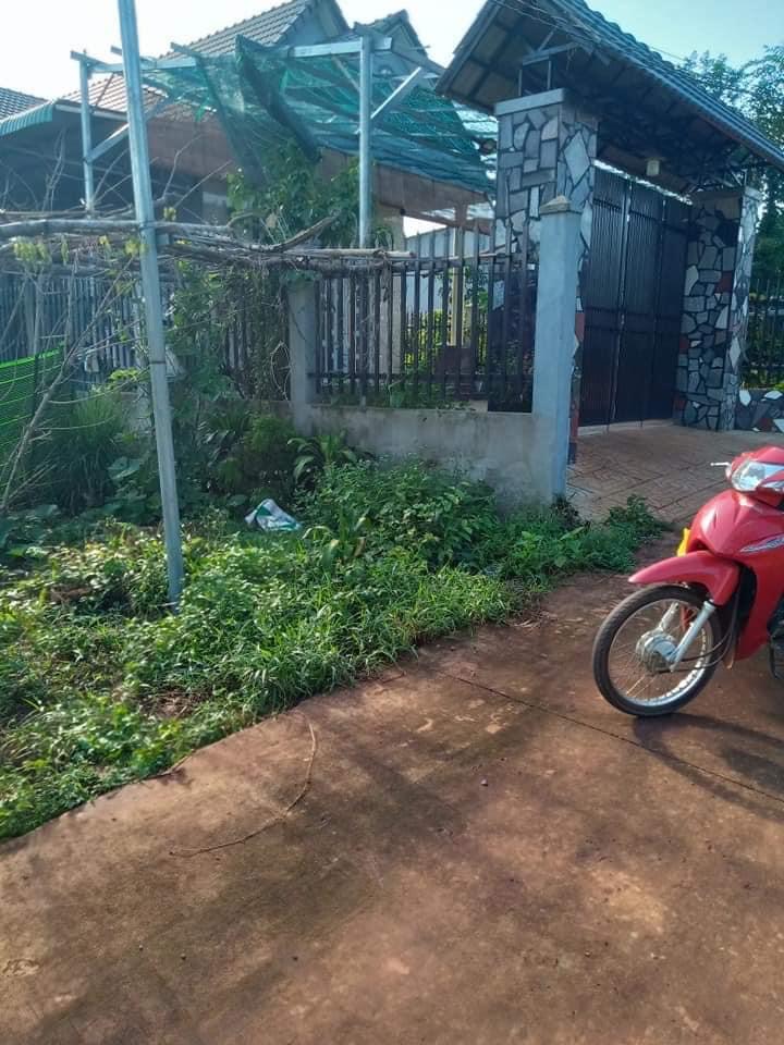 Bán căn nhà gần chùa Lam Sơn dt 8x27x100tc giá 775tr