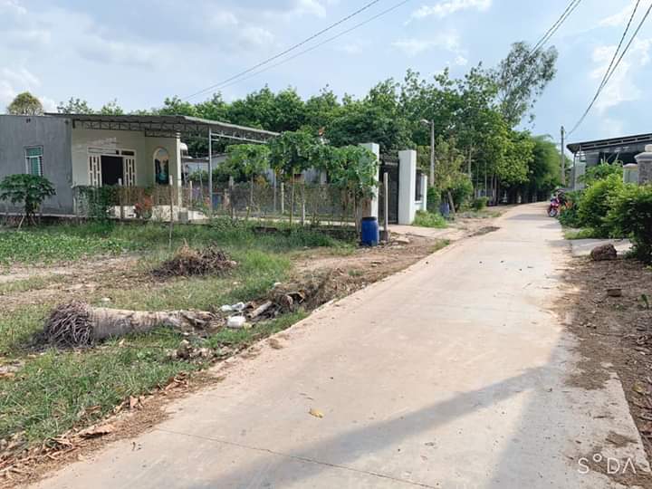 Bán đất sat truong c2,3 minh hưng giá 145tr/m dt 10×60
