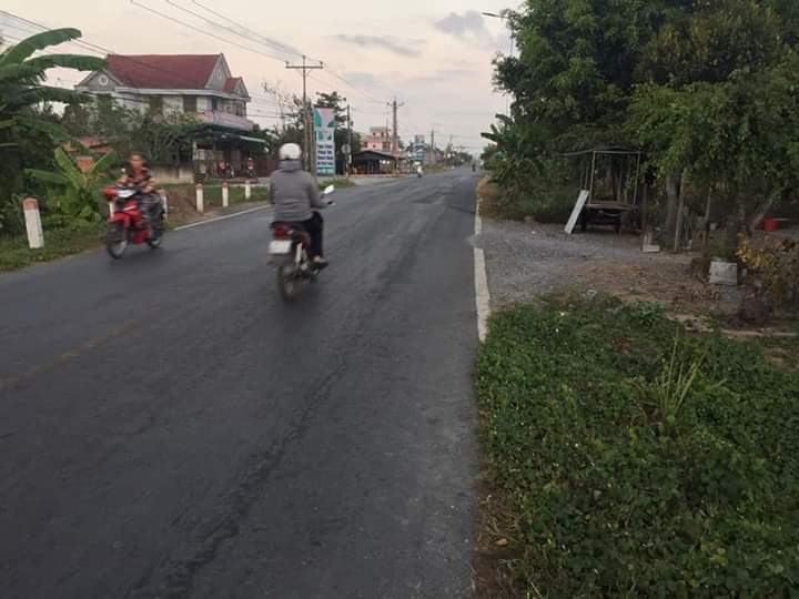 Bán đất tân trụ long an giá 1tỷ650 dt 4.8×44