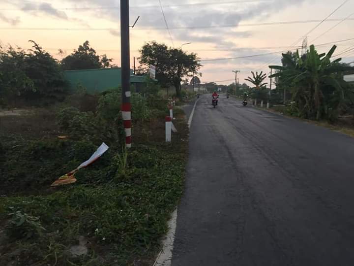 Bán đất tân trụ long an giá 1tỷ650 dt 4.8×44