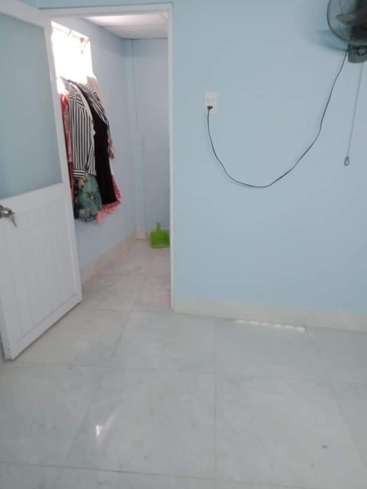 Bán nhà p10 gò vấp giá  2.3tỷ dt 3.35×5.5