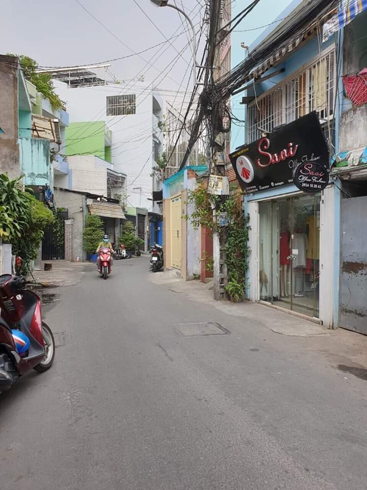 Bán nhà p9 quận tân bình giá  5.5tỷ dt 3.2×15.8