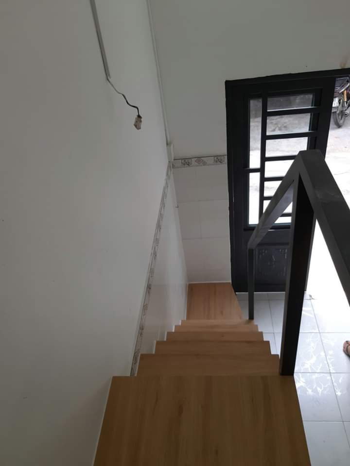 Bán nhà ngay chợ bình long giá 1.23 tỷ dt 3×5