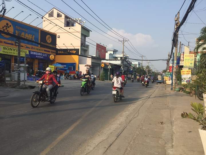 Bán nhà  phường long trường q9 giá 9tỷ dt 4.5×20