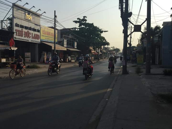 Bán nhà phường long trường q9 giá 9tỷ dt 4×23.53