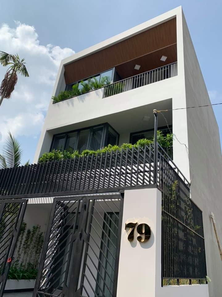 Bán nhà lái thiêu  giá 4tỷ3 dt6.5×16