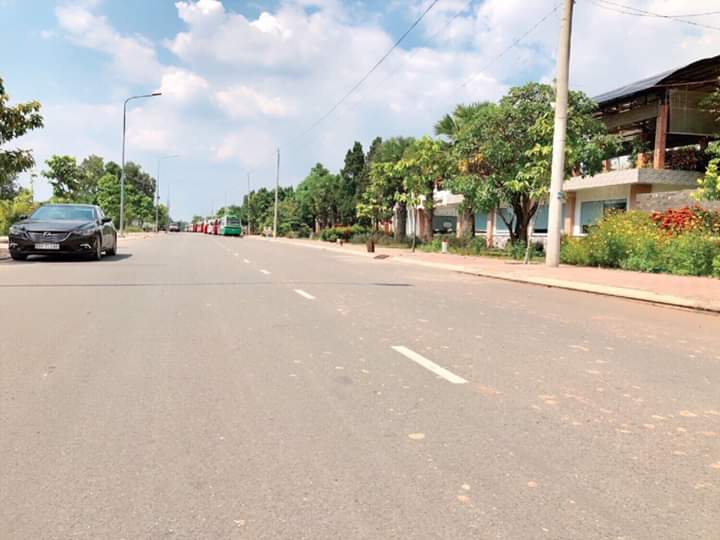 Bán đất lái thiêu thuận an bd giá 10tỷ dt 8×41
