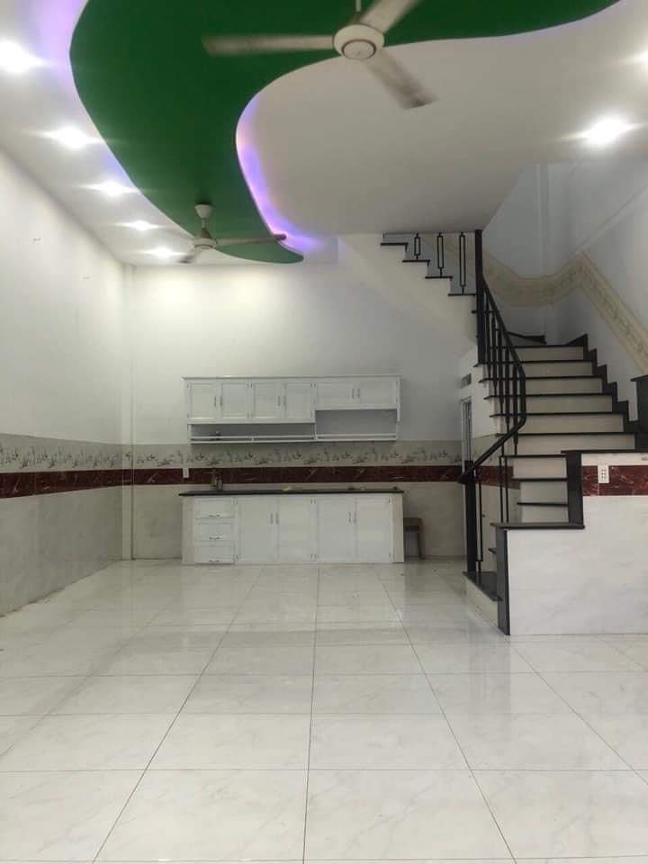 Bán nhà  tân thới hiệp q12 giá 2tỷ980 dt 5.5×10