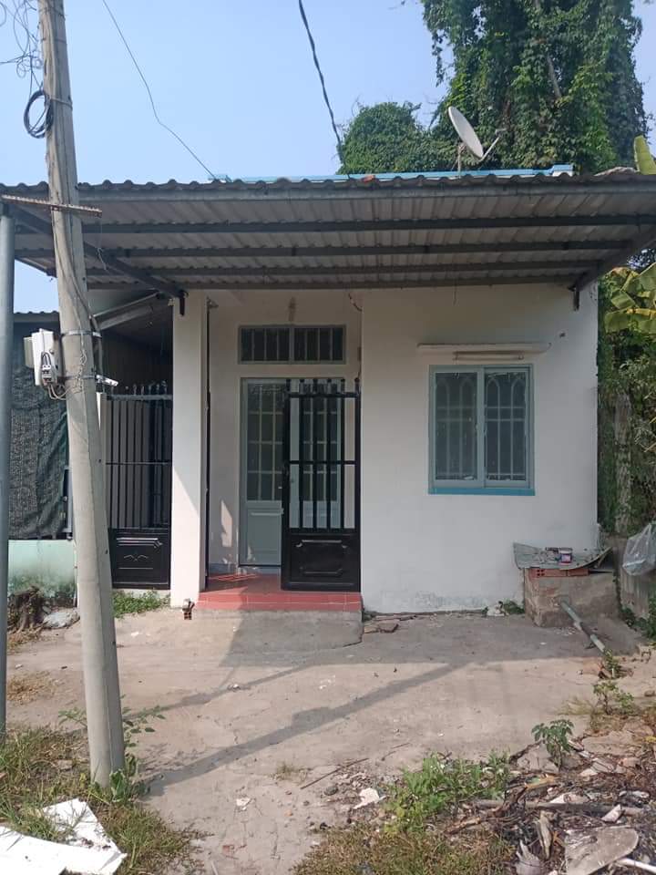 Bán nhà ấp thượng xã tân thông giá 400tr dt 5×8