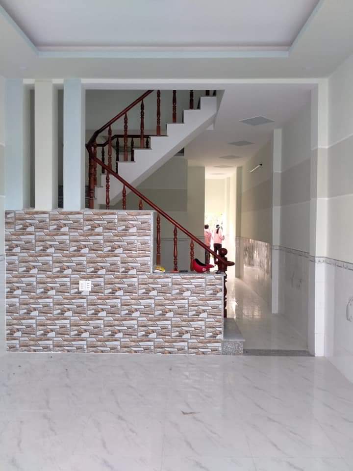 Bán nhà ấp trung xã tân thông hội giá 2tỷ dt 4×35