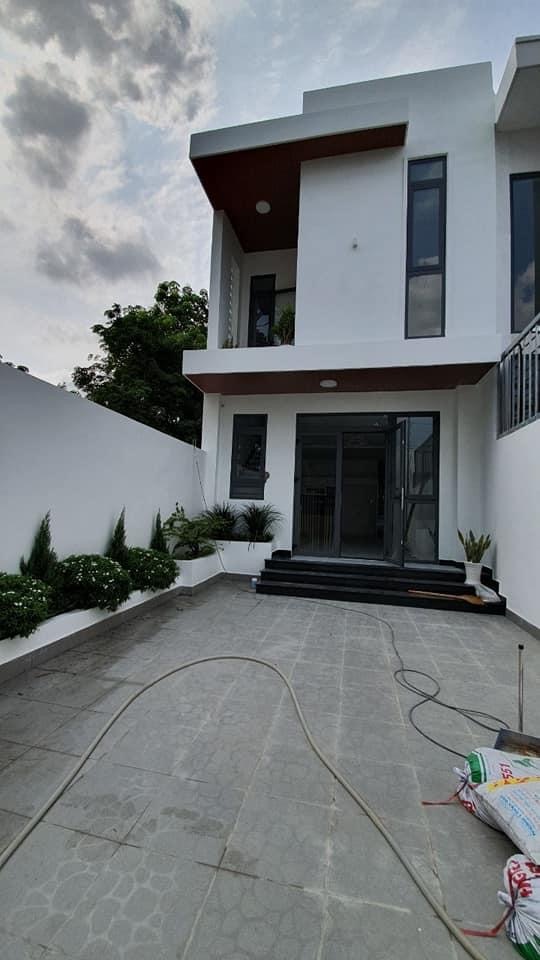 Bán nhà phường phú mỹ-tp thủ dầu một-bd giá 2ty990tr dt 5×20 full thổ cư