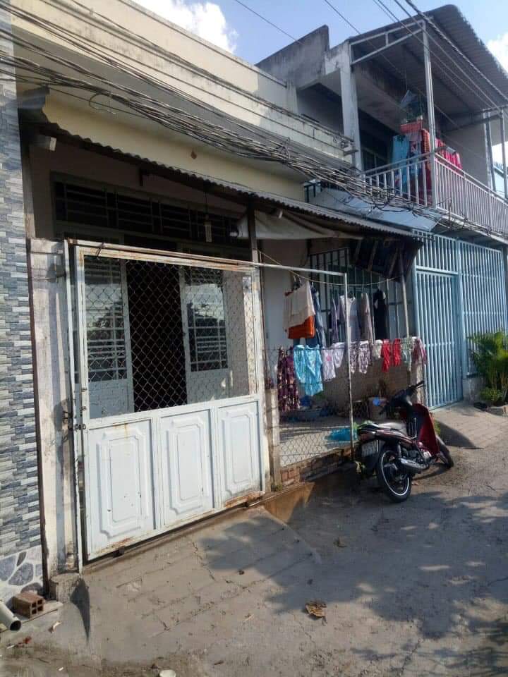 Bán nhà  nguyễn chí thanh bình thủy giá 930tr dt 5×9