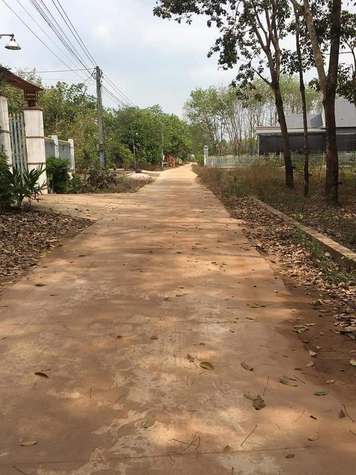 Bán nhà minh hưng giá 1tỷ300 dt 5×50×100tc