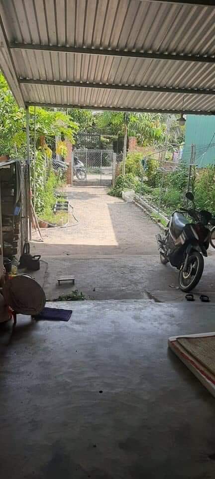 Bán  nhà  ấp 1 minh hưng chơn thành giá  800tr dt 5×25×100tc