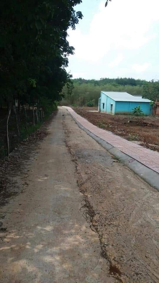 Bán đất phường An Lộc-BL giá 360tr dt 5×41×50tc