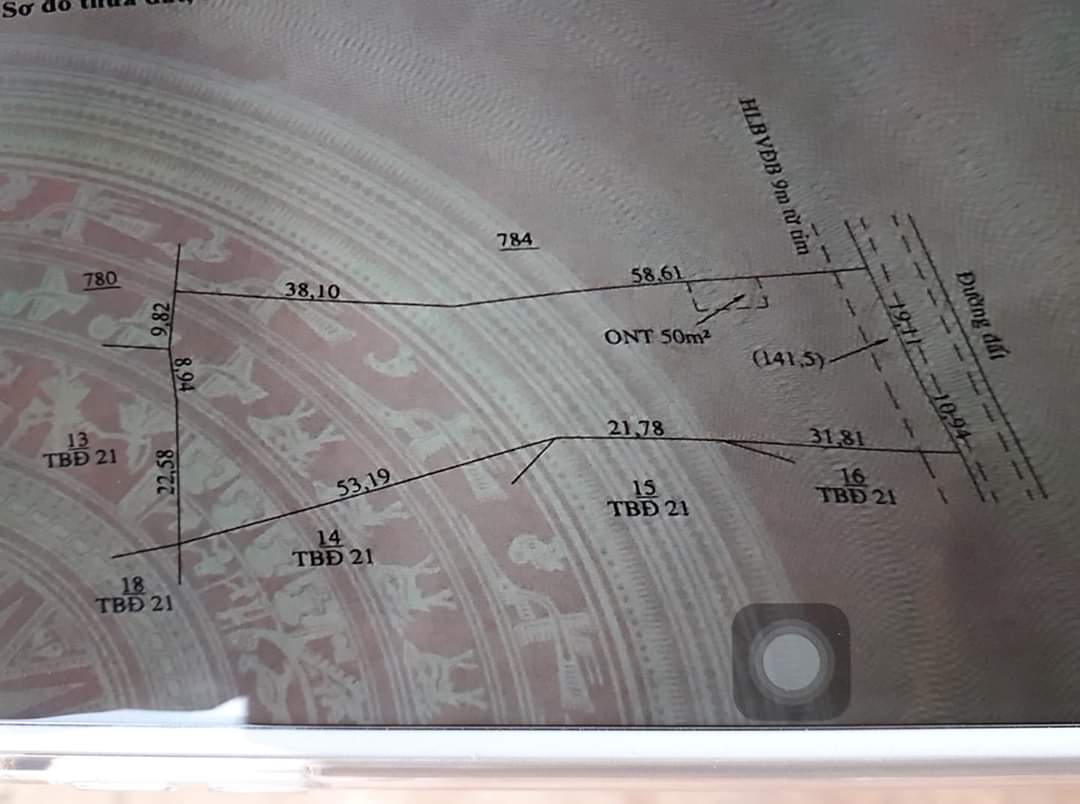 Chủ gửi bán miếng đât như hình đối diên truong mầm non thanh luong giá 2ty3