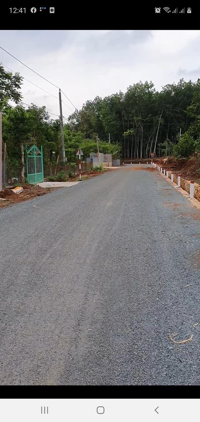 mt nhựa bình an đường thông ngay khu dân cư, ra 4 cụm trường học