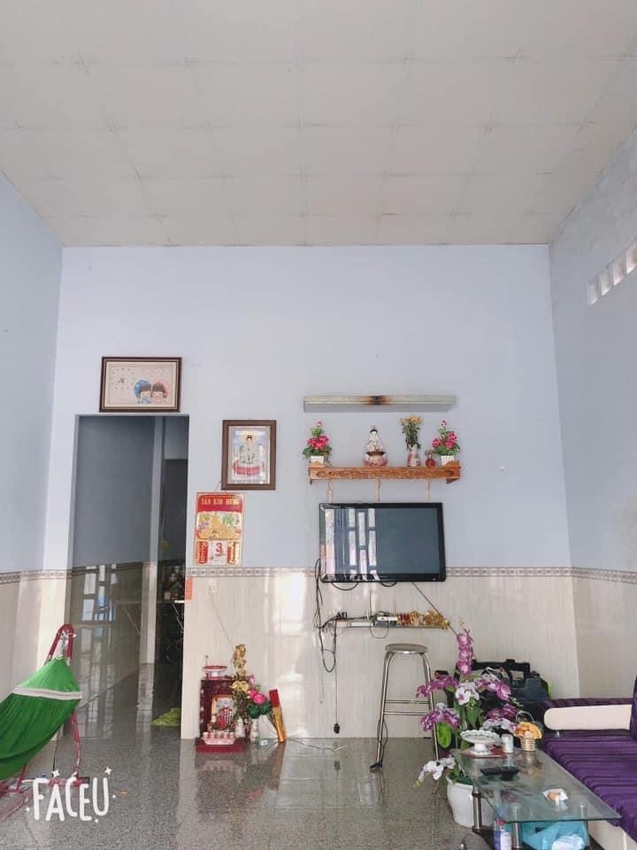 Cần ra đi căn nhà ấp 3a cách ql13 150m dt 5x40x100tc giá 1ti450