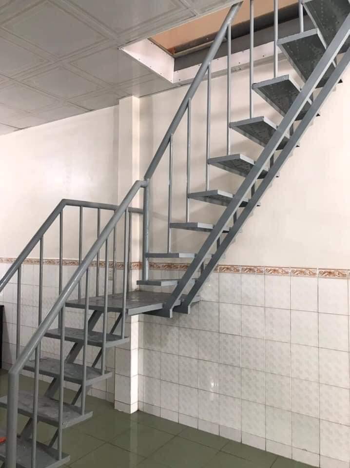 Bán nhà Ngay chợ Bình long  giá 1ty550 dt 6×16 full thổ cư
