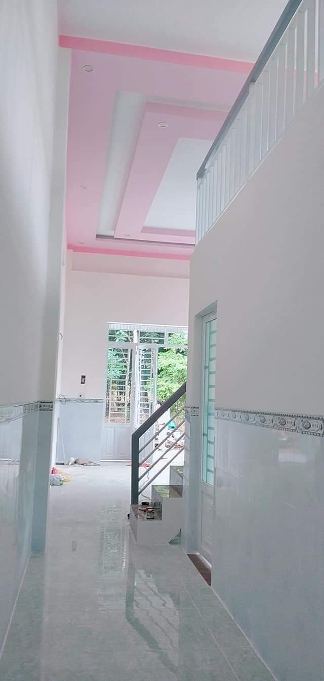 Nhà đẹp ra trung tâm thị xã Bình Long 5p giá mềm 720tr