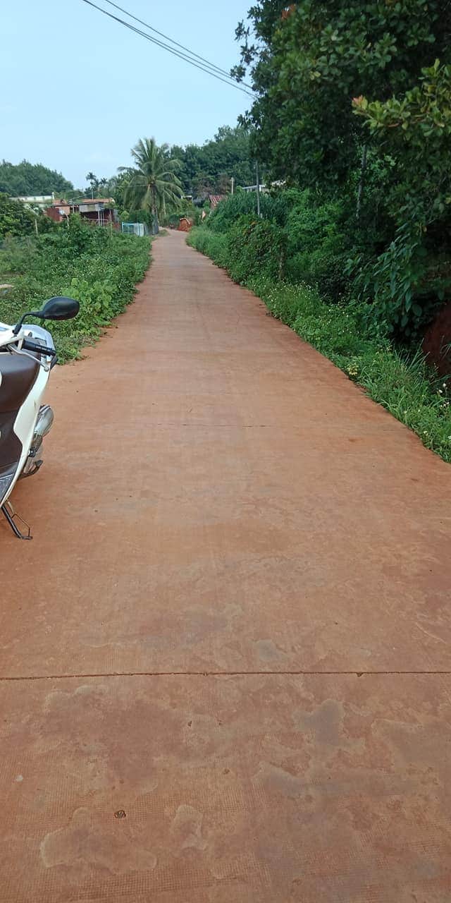 Bán đất thanh phú tx bình long giá 335tr dt 5×42×100tc