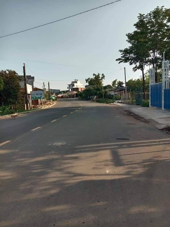 Bán nhà gần uỷ ban  p.tân thiện dt 8×57(150tc) giá 2,3ty