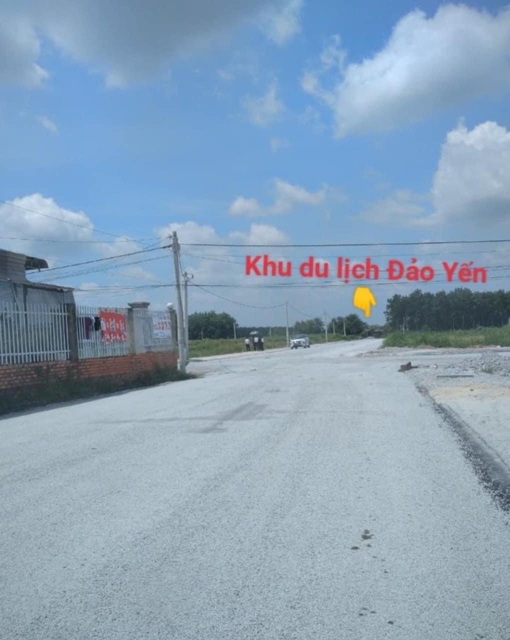 Bán đất thị trấn Tân Phú giá 880tr Dt 185m2