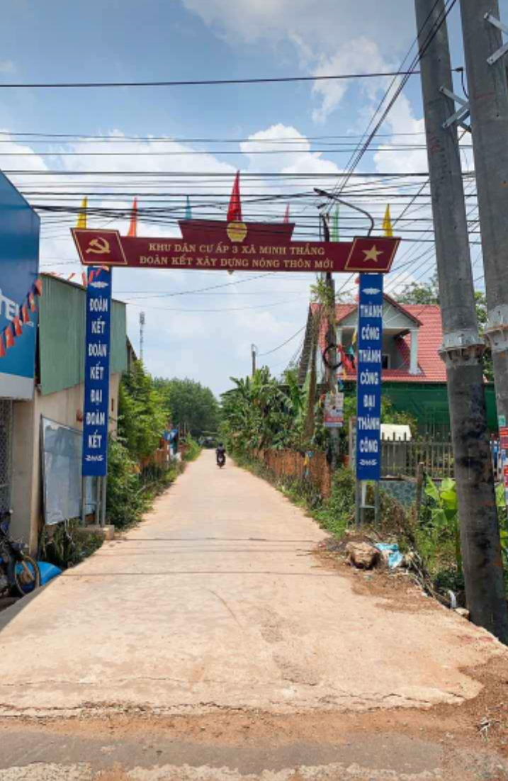 Bán đất xã Minh Thắng giá 639tr dt 5×50×100tc